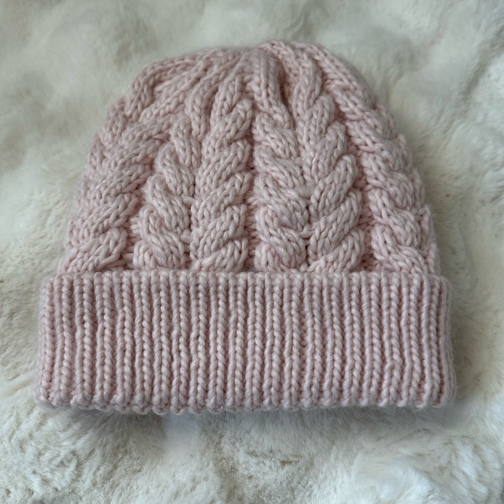 Zara Soft Pink Cable Knit Hat.